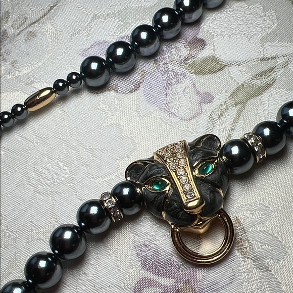 KJL for Avon vintage Panther Necklace with Black and Gold Beads - Picture 9 of 11